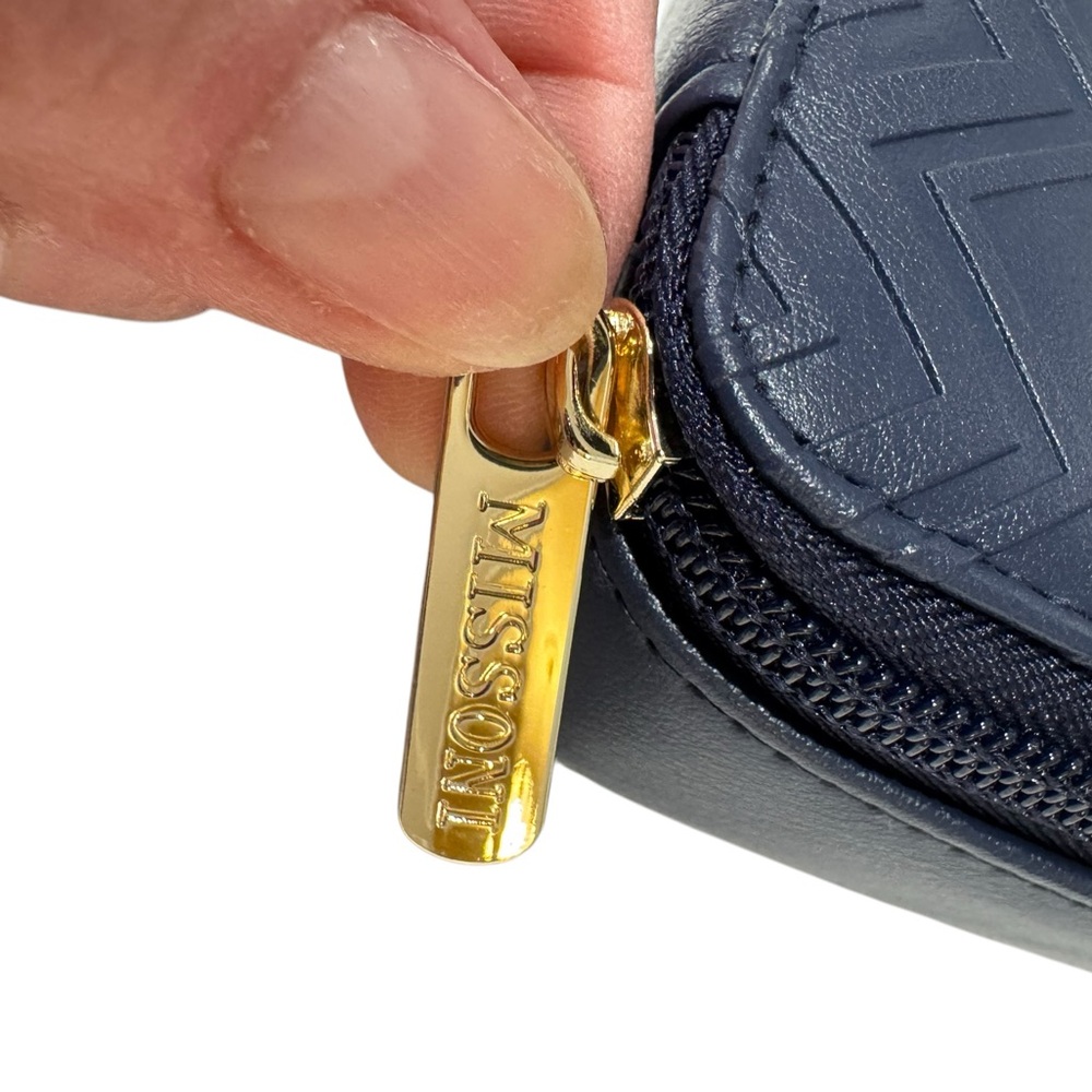 Missoni for Delta One toiletry/amenity bag in navy blue. Zip closure. Lined. NWT - Picture 8 of 8